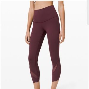 Lululemon Wunder Under Scallop leggings
